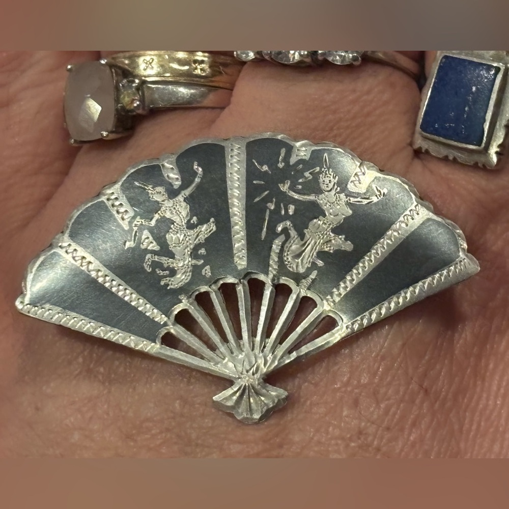 Vintage Siam Sterling Silver Fan Brooch dancing